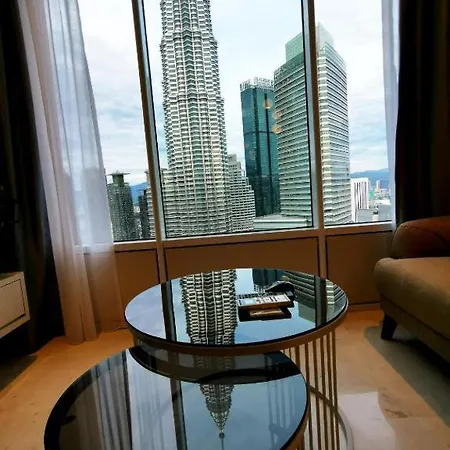 Sky Suite Klcc By Comfort Suites
